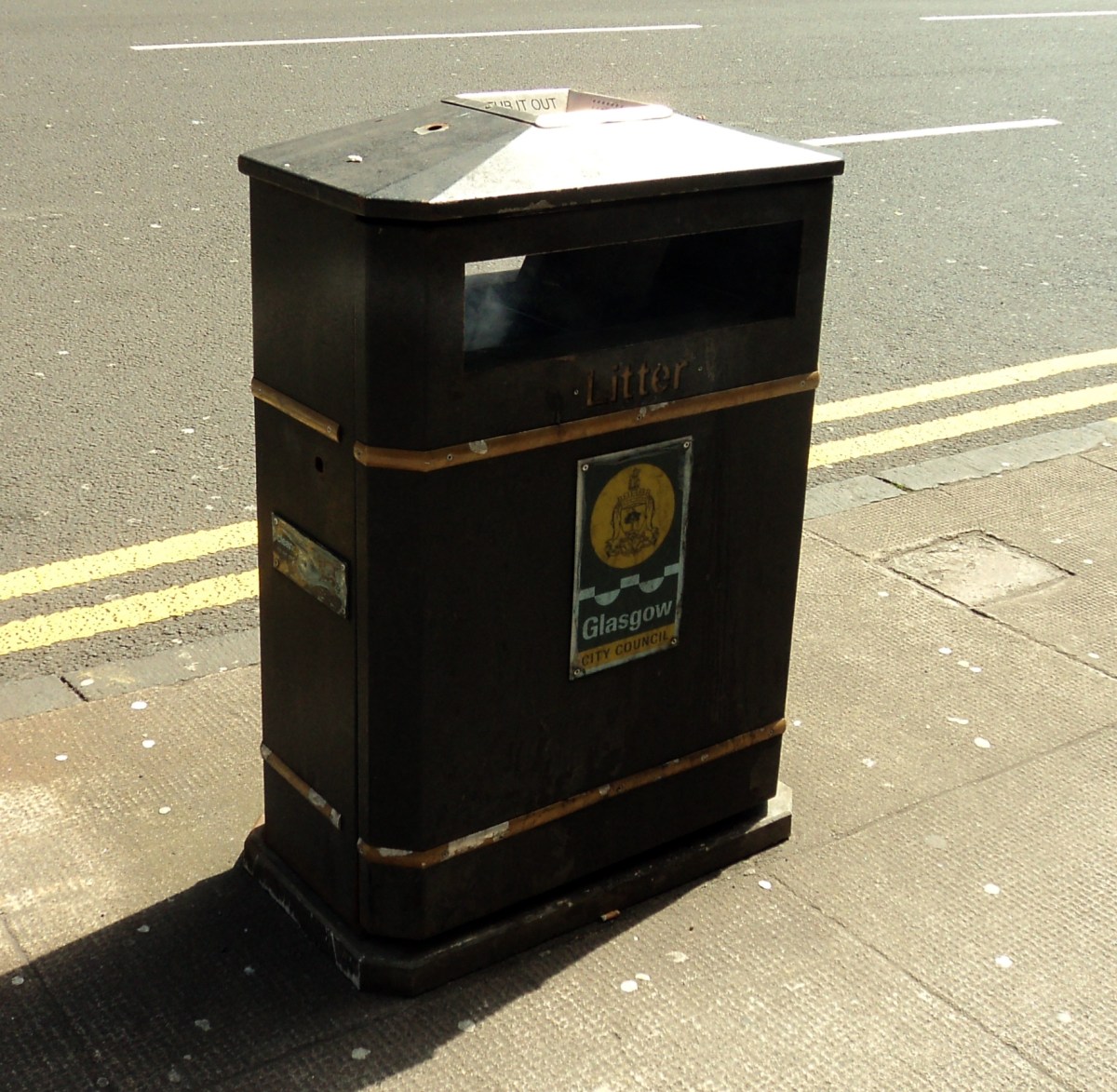 The rubbish is on fire.