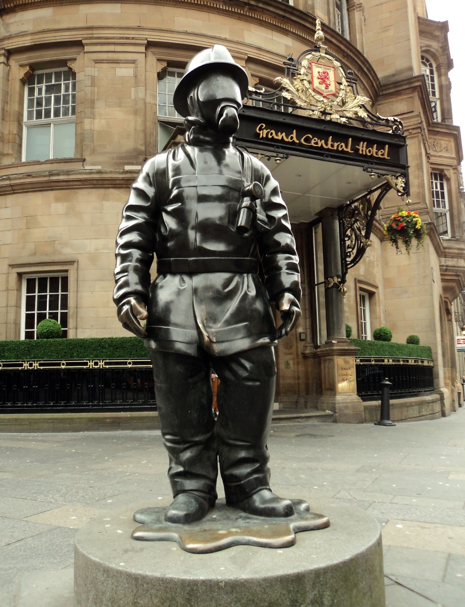 Glasgow Fireman Statue